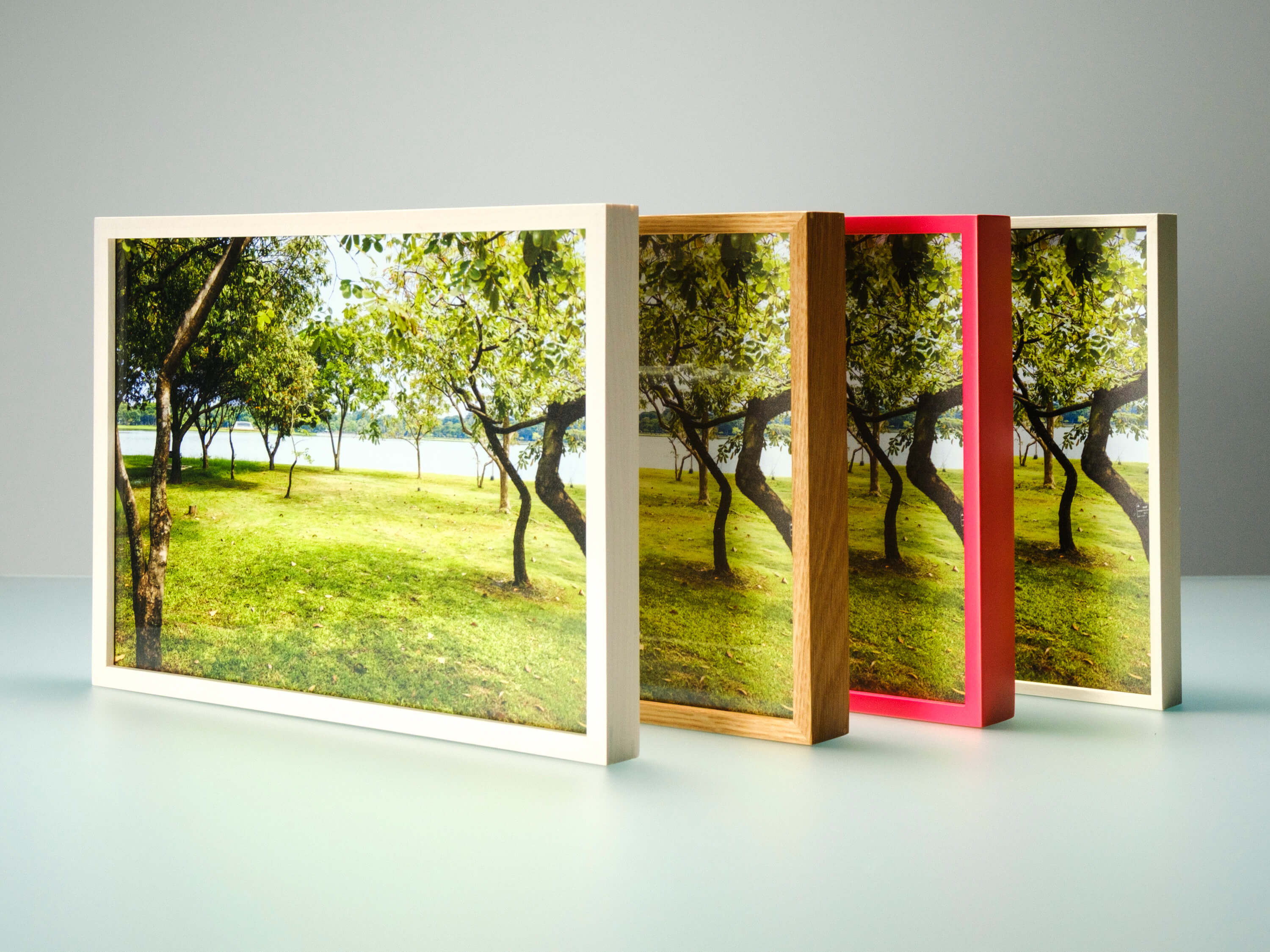 スタイリッシュなフレーム、流行ってます。(ウッドフレーム編)