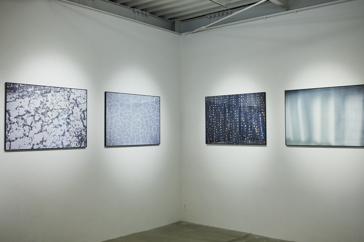 川村恵理｜都市の肌理 touch of the urban skin｜BOOK AND SONS